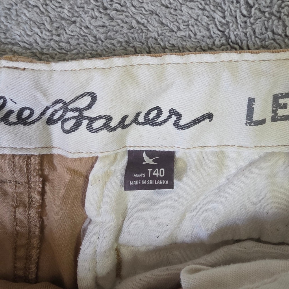 Eddie Bauer Legend Mens Tan Khaki Cargo Shorts Size 40 Cotton Outdoor Casual - Picture 5 of 7